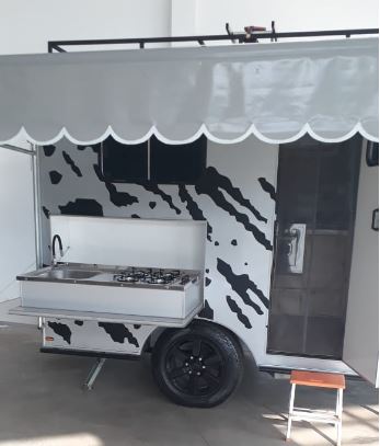 XT TRAILER
