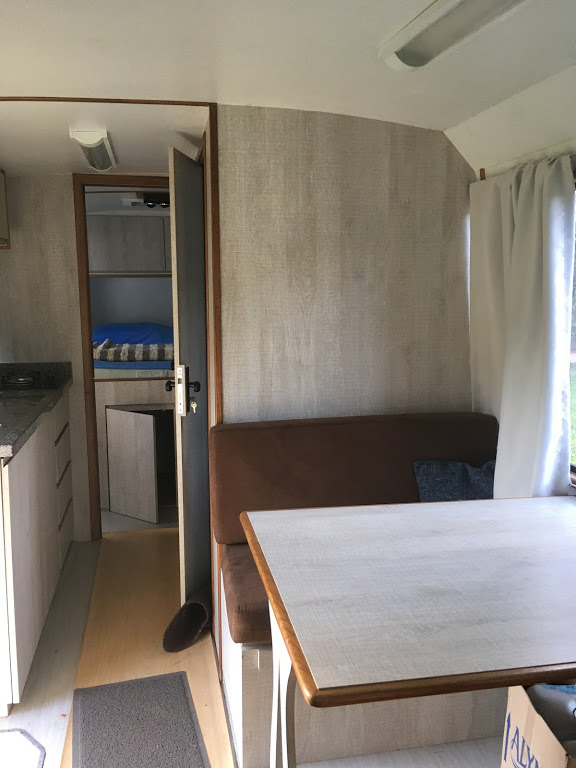 Vendo motor home Mercedes Benz 814 perfeito. 180.000
