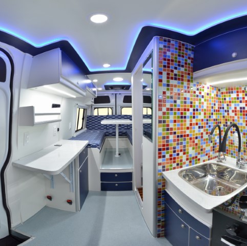 Montagem de Motorhome Sprinter Comfort - Porto Projetos Automotivos