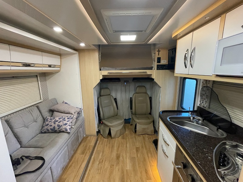 Santo Inacio Motorhome 7.5