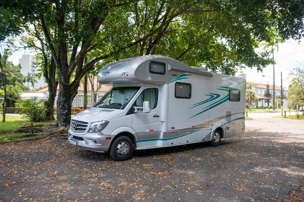 Santo Inacio Motorhome 7.5
