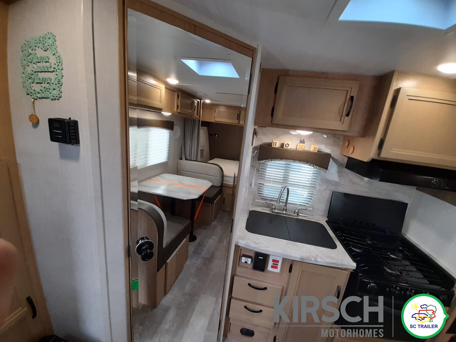 Winnebago Micro Minnie 1706FB