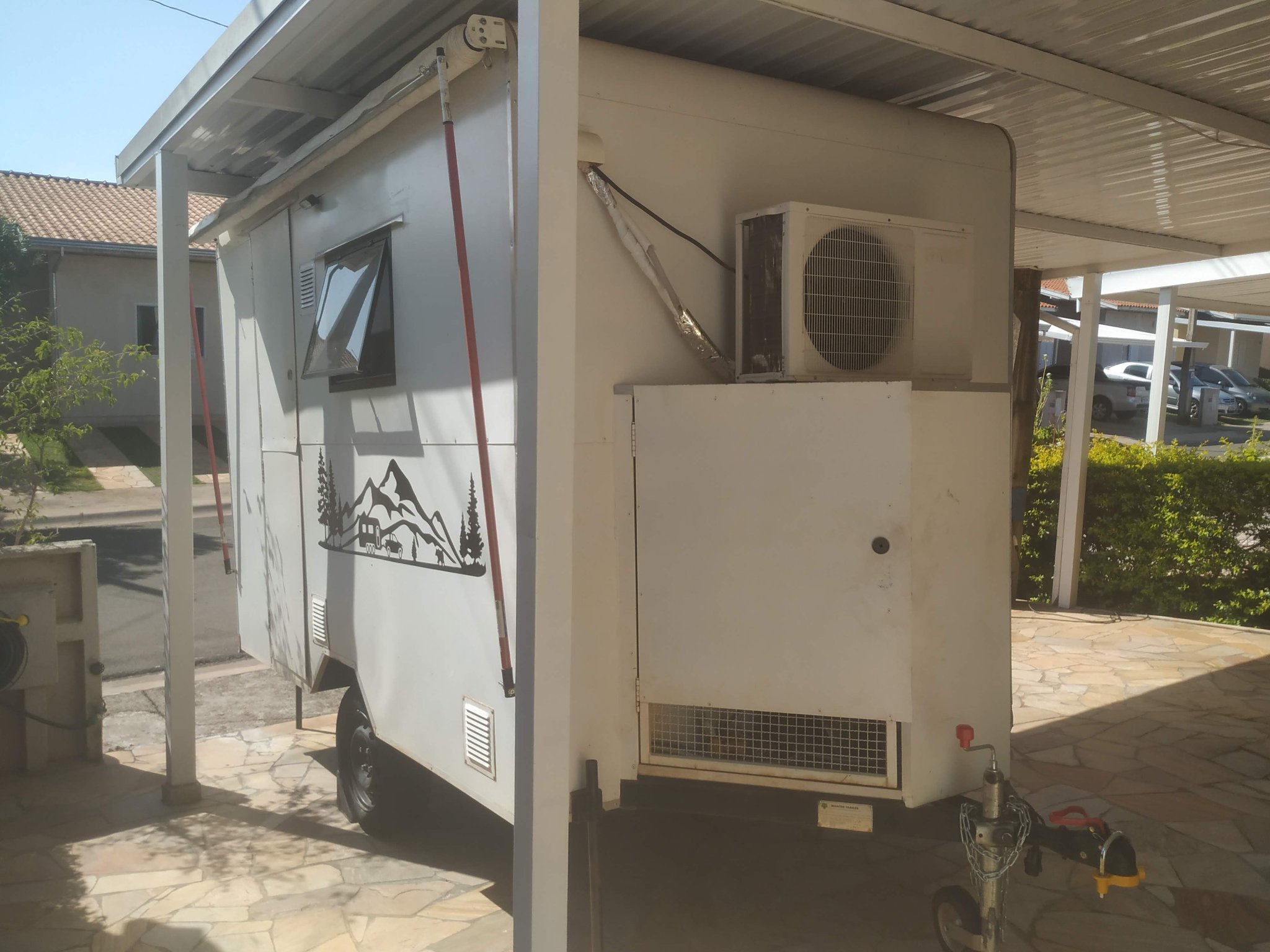 Trailer 1 eixo para 4 pessoas, semi-artesanal