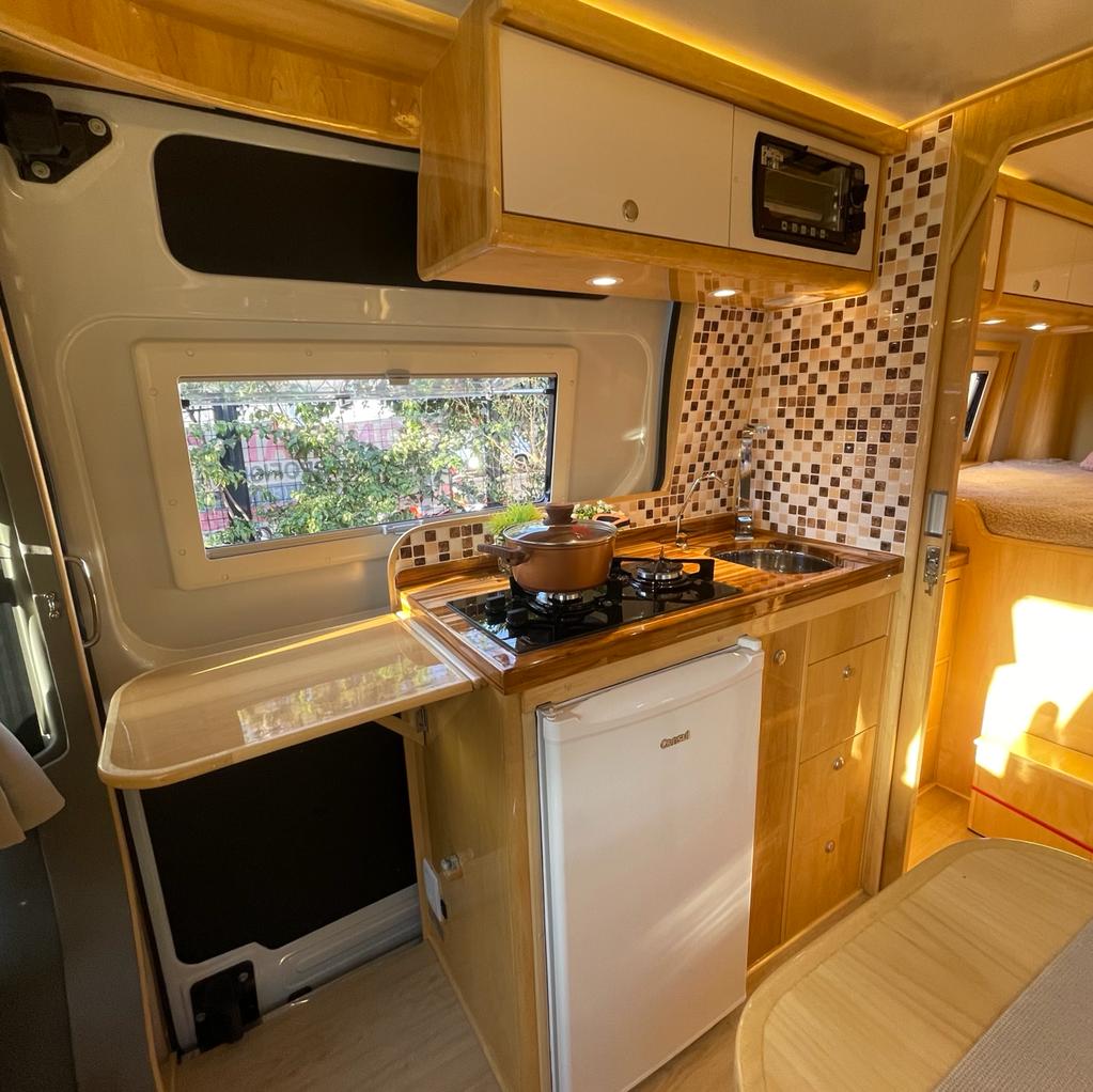 Globe Motorhomes Motorhome Renault Master L3H2