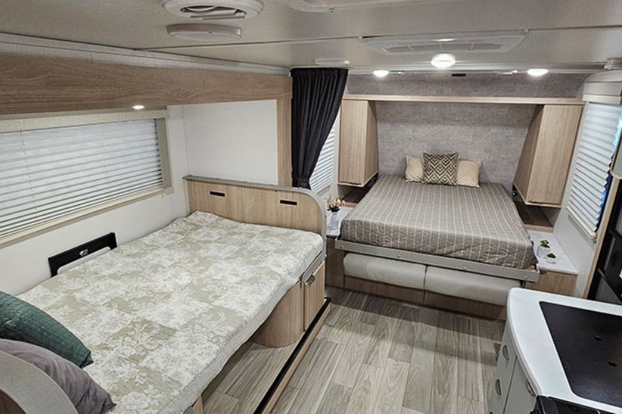 Winnebago Micro Minnie 2108DS (D)