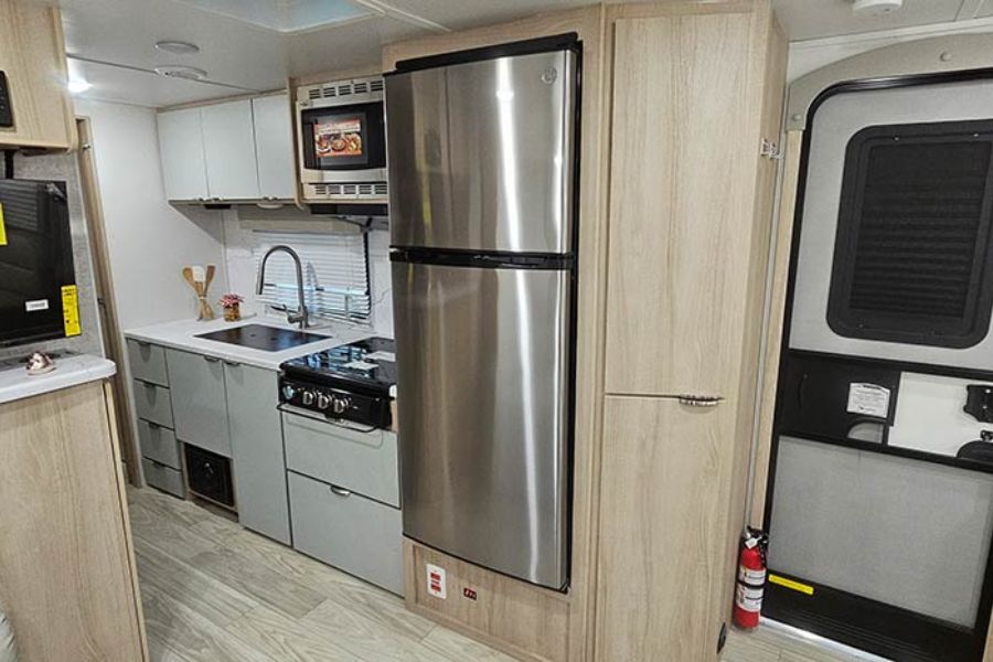 Winnebago Micro Minnie 2225RL