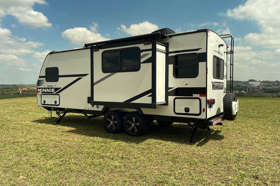 Winnebago Micro Minnie 2225RL