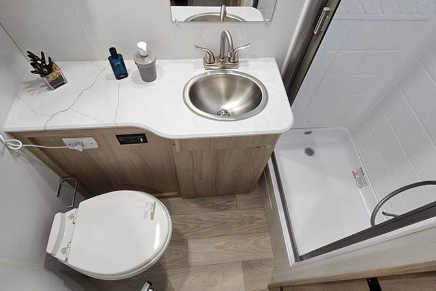 Winnebago Micro Minnie 2225RL