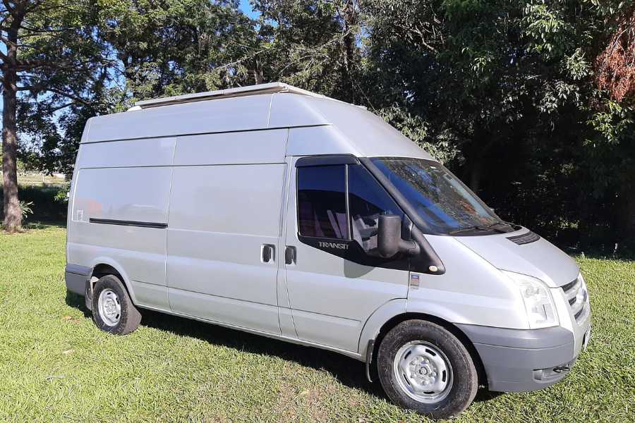 Motortrailer Furgão	