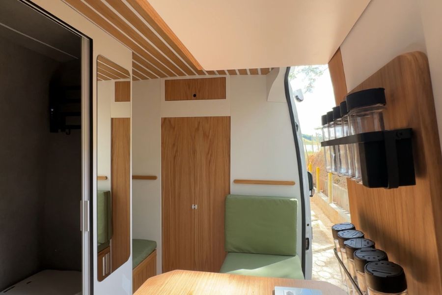 Up Motorhome Sprinter 517