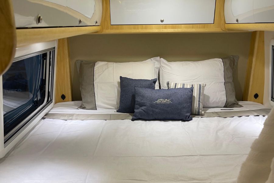 Globe Motorhomes IVECO Dayli Hi-Matic 55-180