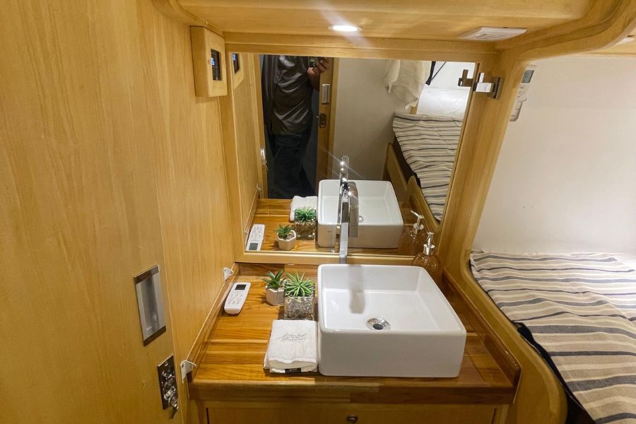 Globe Motorhomes IVECO Dayli Hi-Matic 55-180