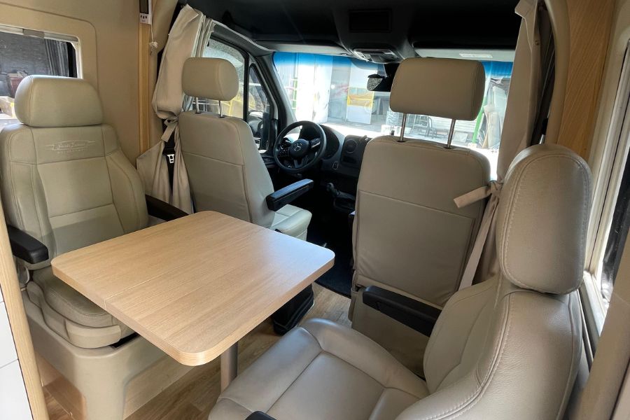 Globe Motorhomes Motorhome Sprinter 416 Hi-tech 6.9