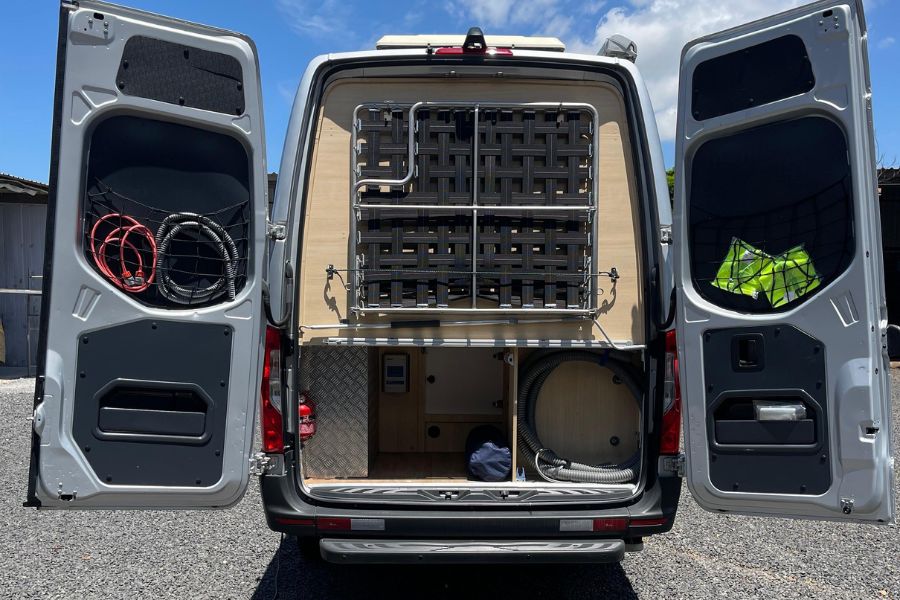 Globe Motorhomes Motorhome Sprinter 416 Hi-tech 6.9